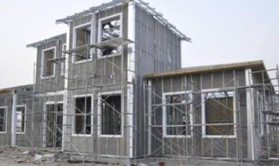 農(nóng)村蓋房子還在用水泥嗎?選這種材料施工,不僅抗地震還防臺風(fēng)